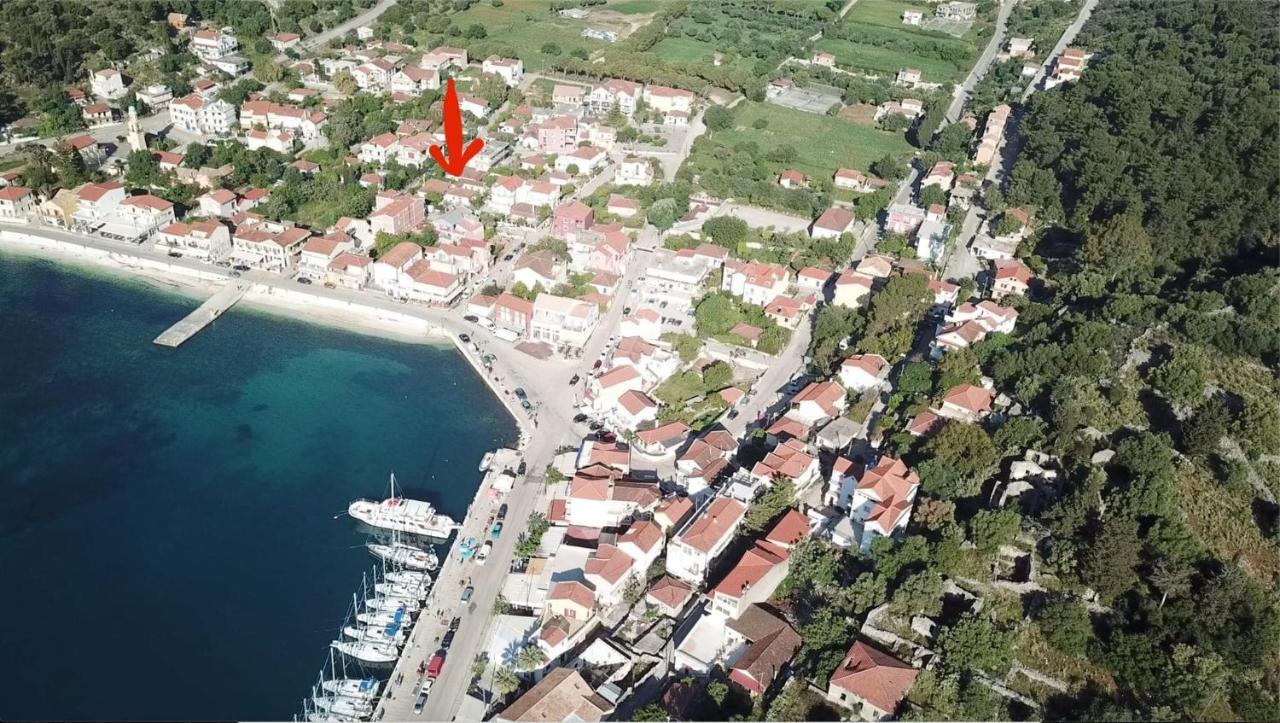 Lena’s traditional villa Agia Efimia Esterno foto